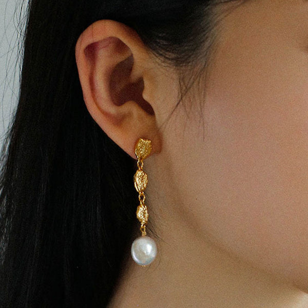 18K Gold Plated Hammered Dot Natural Baroque Pearl Long Drop Earrings