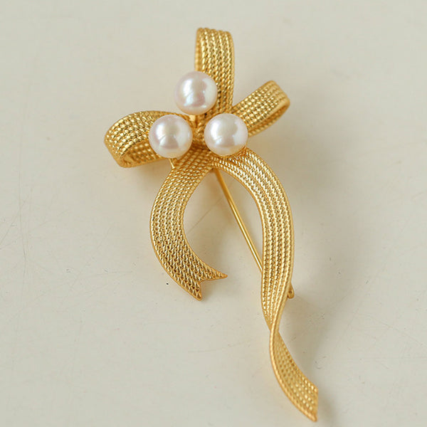 Luxury 18K Gold Plated Freshwater Pearl Embellished Ribbon Bow Brooch