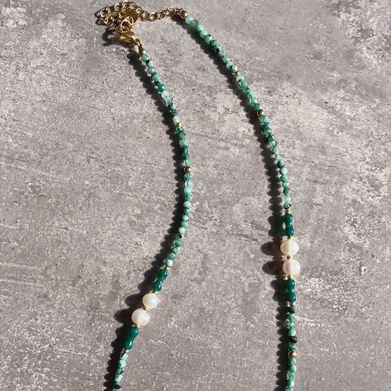 18K Gold Plated Natural Green Stone Spaced Pearl Bead Choker Necklace