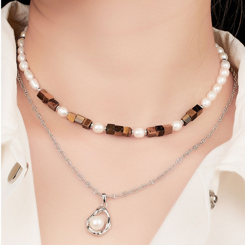 IT IS BAROQUE Freshwater Pearl Beaded Tigers Eye Smile Choker Necklace