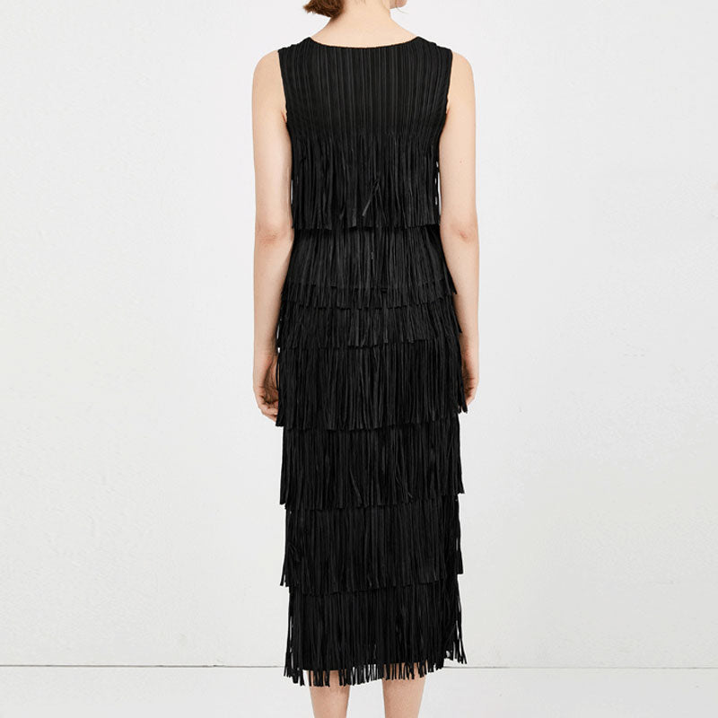 Playful Tiered Fringed Round Neck Monochrome Pleated Sleeveless Top
