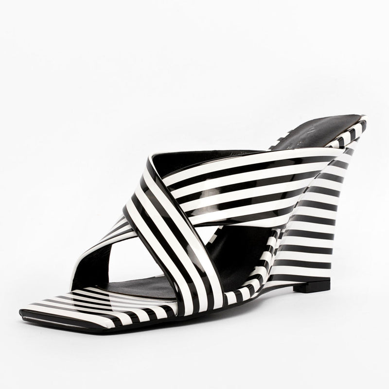 Chic Stripe Effect Patent Leather Square Toe Wedge Mules - Black
