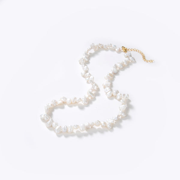 Elegant-Inspiration Baroque Pearl Designer Choker Necklace - White