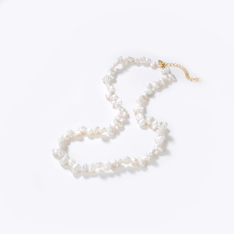Elegant-Inspiration Baroque Pearl Designer Choker Necklace - White