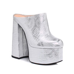 Metallic Round Toe Textured Chunky Heel Platform Sandals - Silver