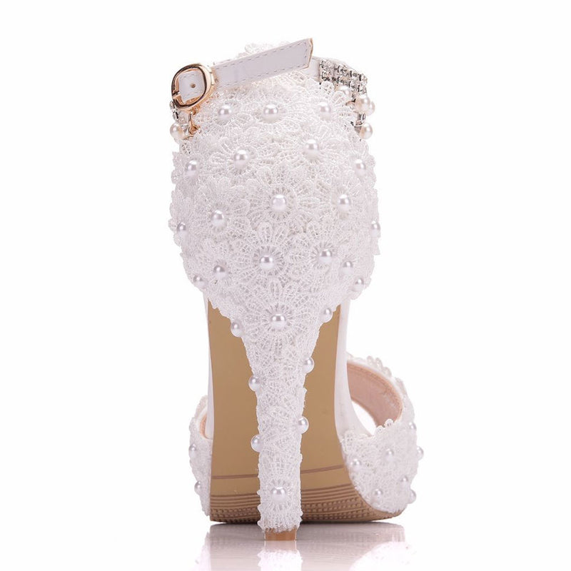Sweet Petal Applique Tassel Ankle Strap Platform Sandals - White