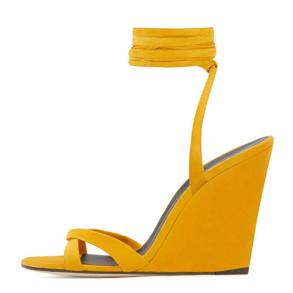 Vintage Ankle Strap Suede Wedge Sandals - Yellow