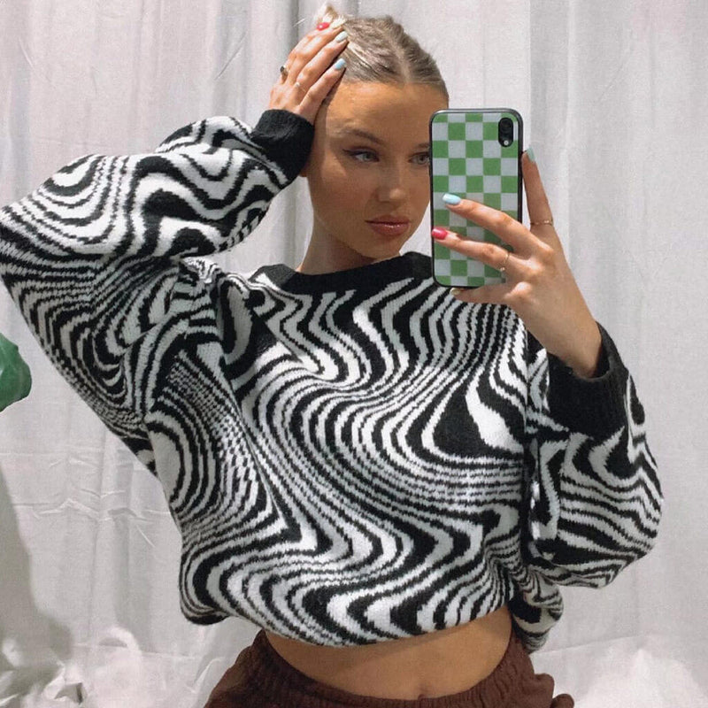 Vintage Zebra Pattern Bishop Sleeve Round Neck Pullover Sweater - Black